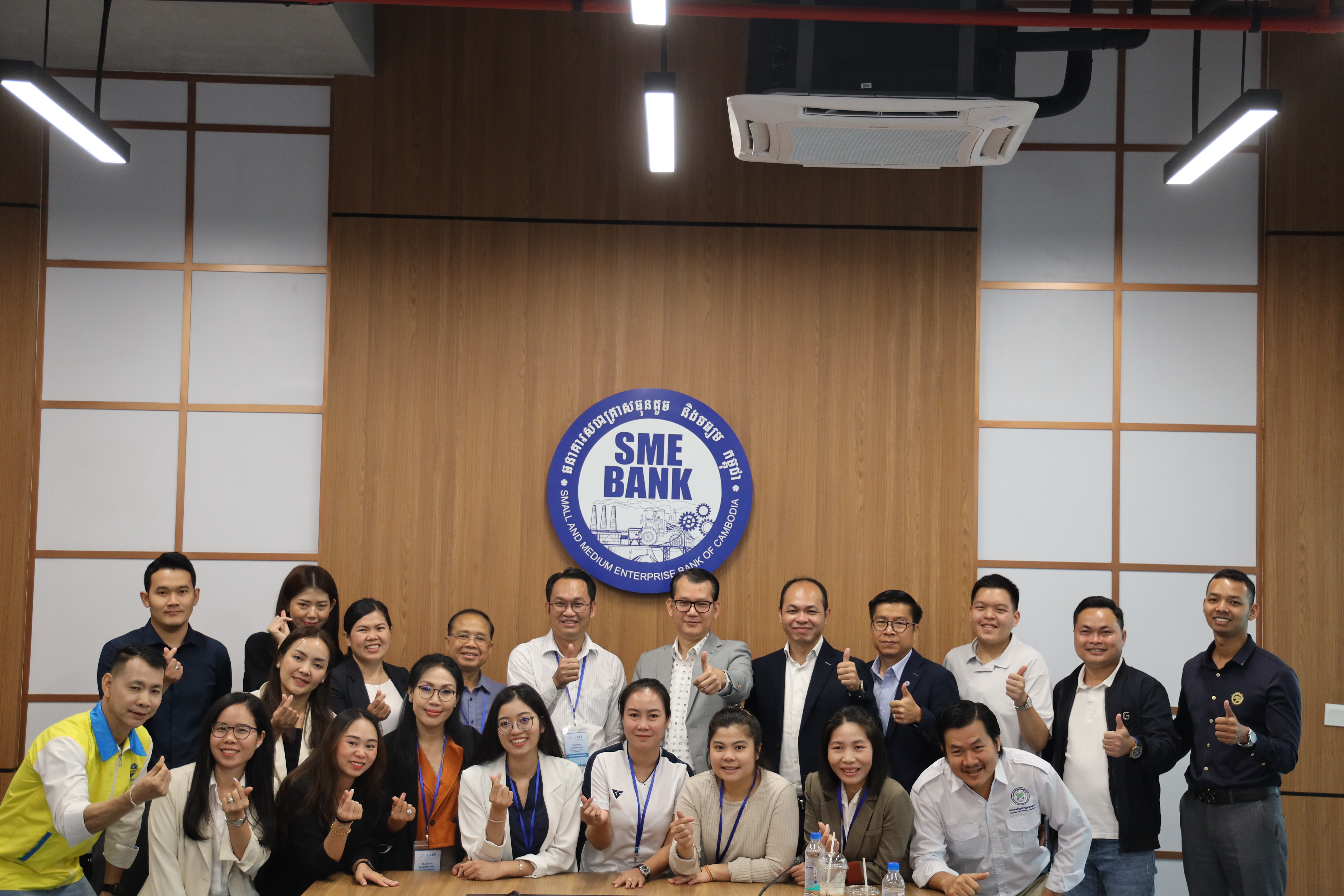 The Practical Learning Visit of SME Bank’s Financing from the delegate of Loas